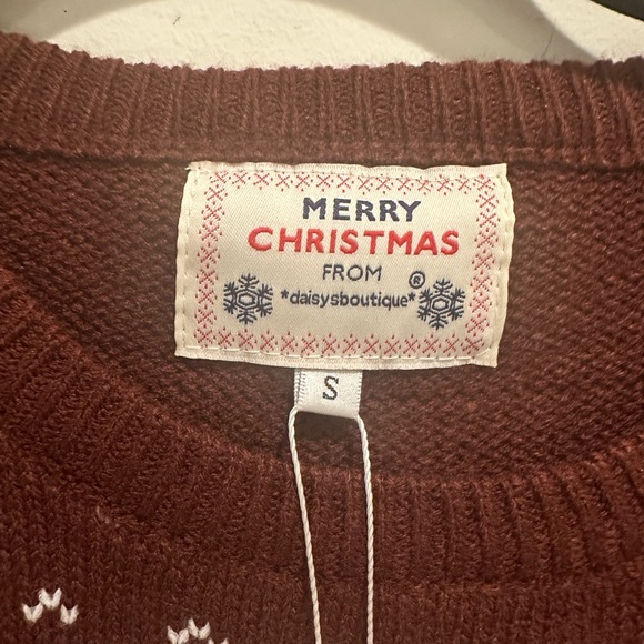 Adorable reindeer Christmas sweater - Picture 2 of 6